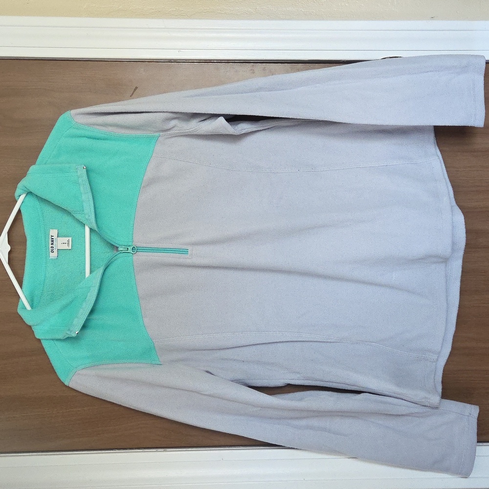 Old Navy Green and Gray V-Neck Sweater